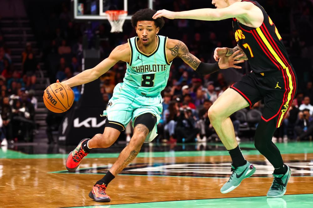 前锋迈克尔 前锋迈克尔